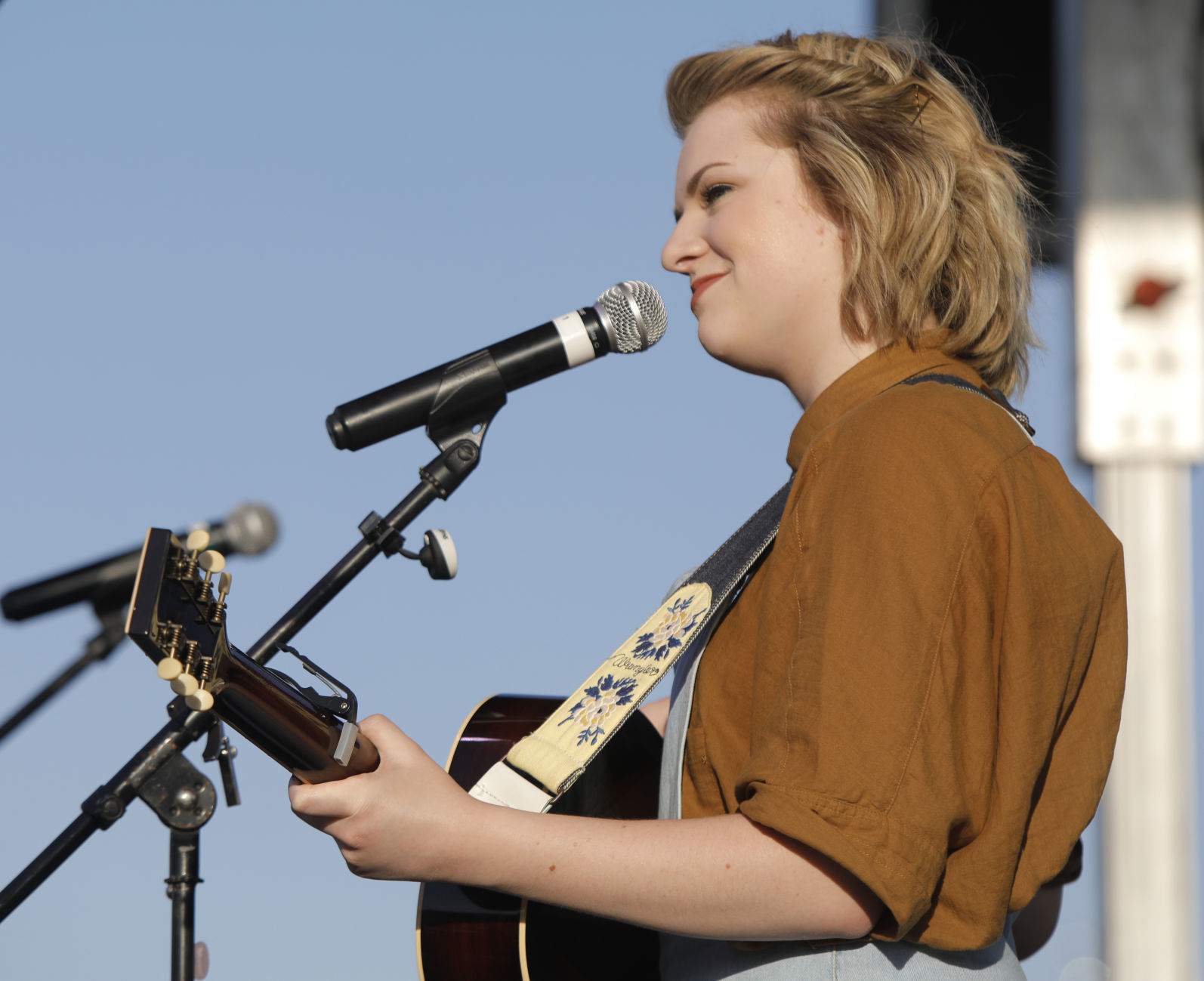 051518mp-Maddie-Poppe-concert-3